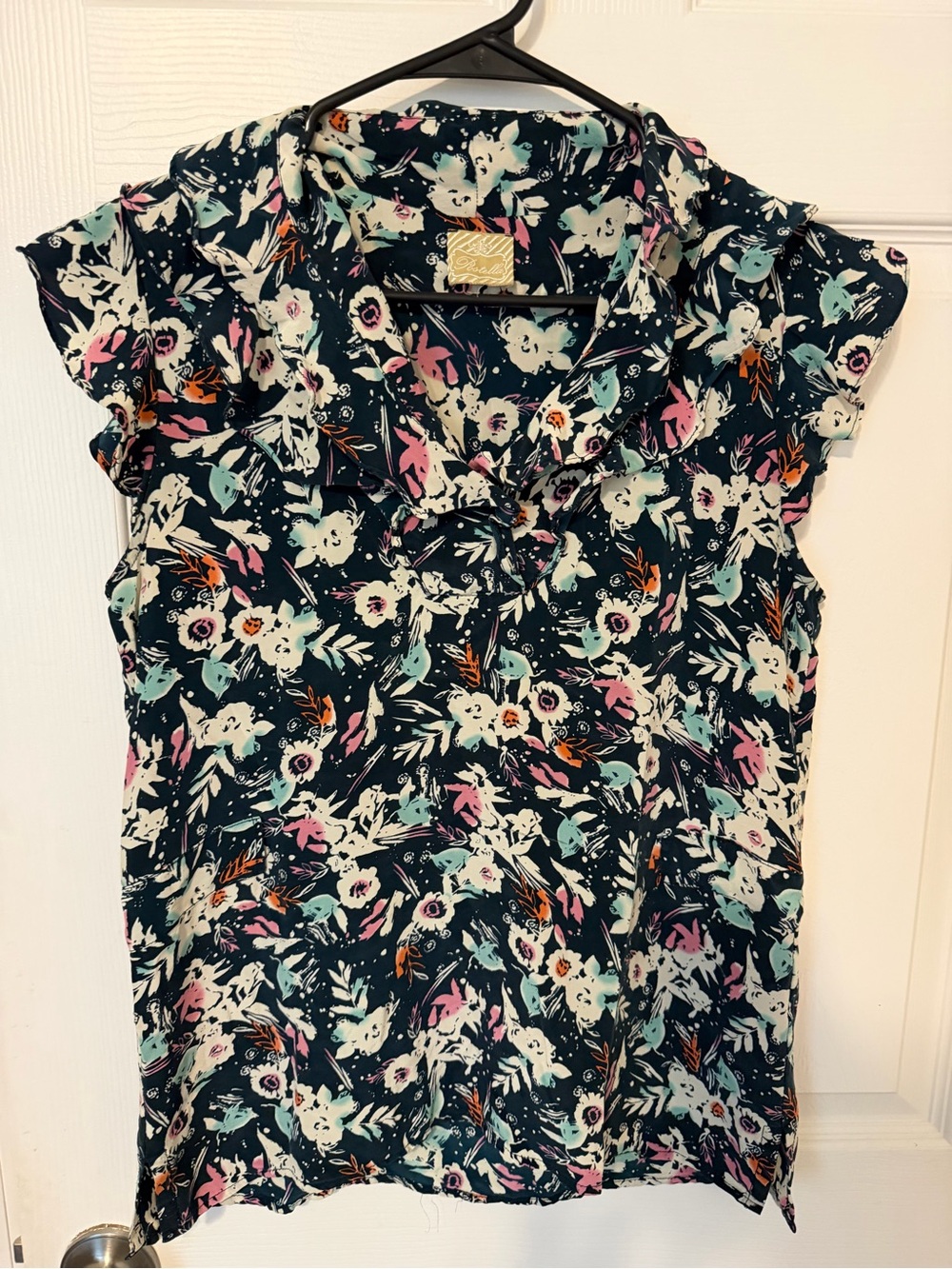 Postella Floral V-Neck Cap Sleeve Blouse 100% Silk